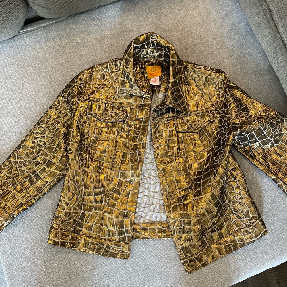 Metallic Gold cropped blazer